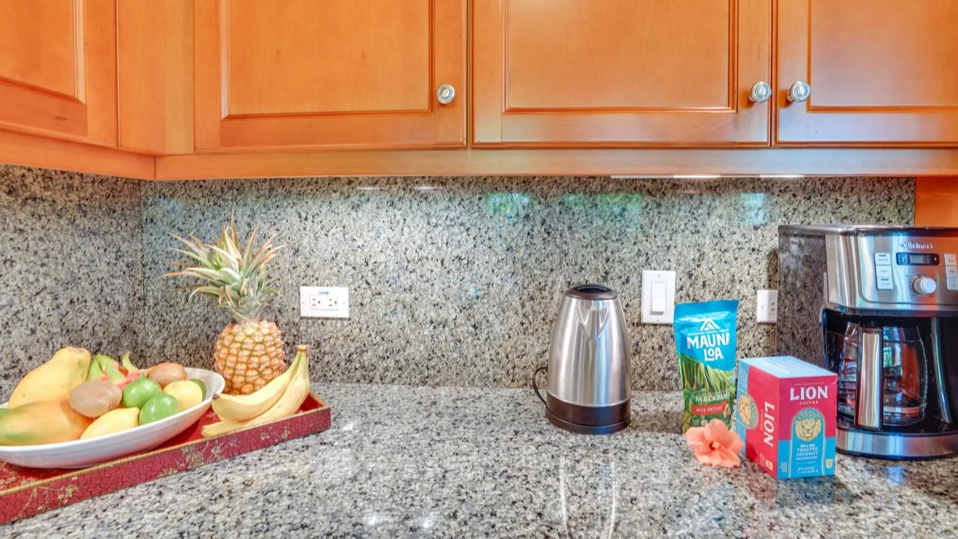Luxe Big Island Vacation Rental Along Kohala Coast ワイコロアビレッジ